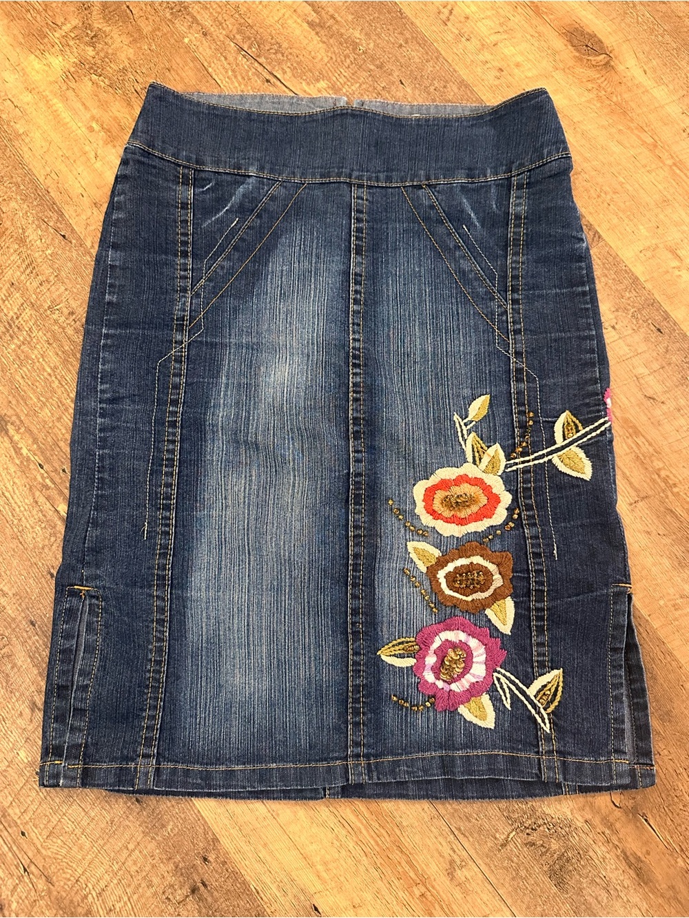 Embroidered Denim Pencil Skirt - Blue